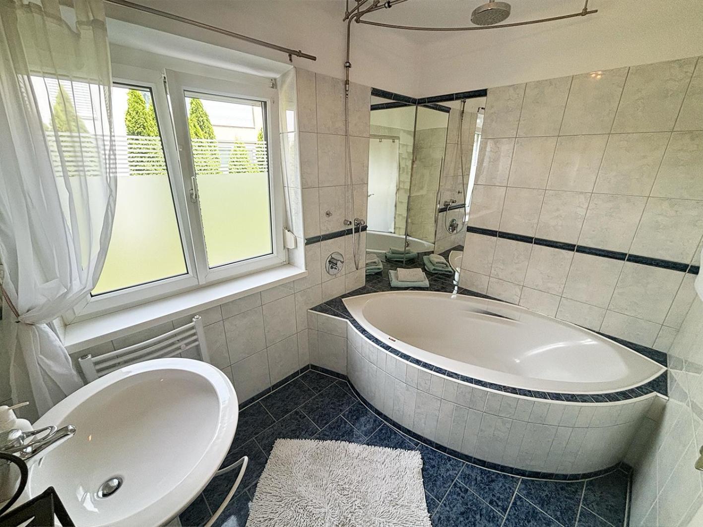 Haus Sunnseitn Apartment Инсбрук Екстериор снимка